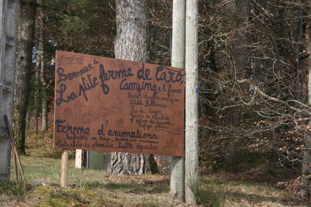 Hotel La Ptite Ferme De Caro Meyrignac-lʼÉglise Exterior foto